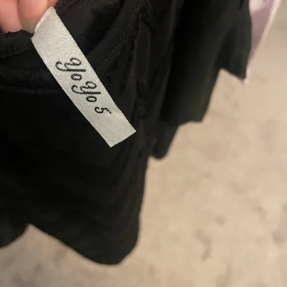 Elegant Black Long Sleeve Dress - Picture 5 of 5